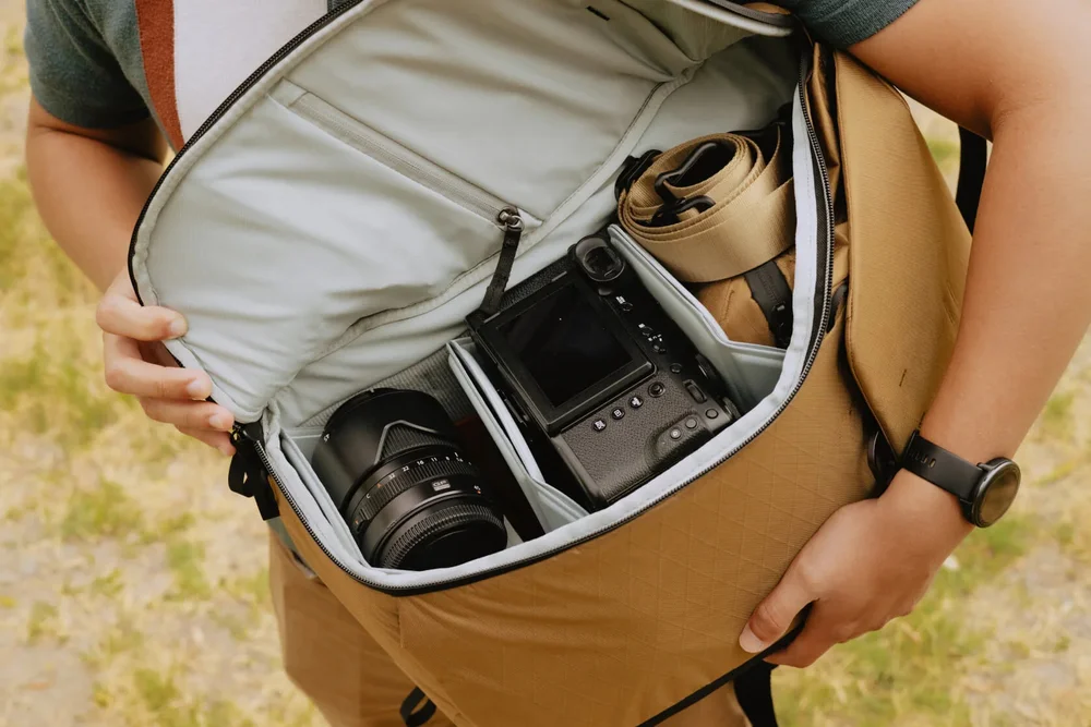 peak-design-everyday-backpack-20l-gunluk-kullanim-cok-fonksiyonlu-sirt-cantasi-asimetrik-e-ticaret-gorsel4
